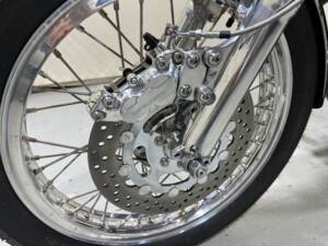 Image 15/16 of Norton Commando 850 Roadster (1975)