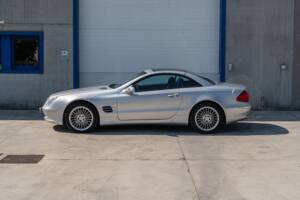 Image 5/86 de Mercedes-Benz SL 500 (2002)