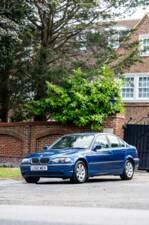 Image 14/38 of BMW 325i (2002)
