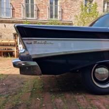 Image 18/144 of Chevrolet Bel Air Hardtop Coupe (1957)