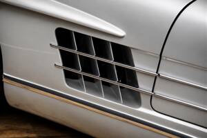 Immagine 19/23 di Mercedes-Benz 300 SL Roadster (1962)