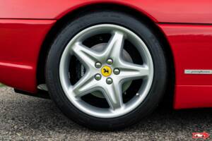 Bild 15/53 von Ferrari F 355 Berlinetta (1996)