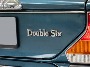 Bild 23/32 von Daimler Double Six (1986)