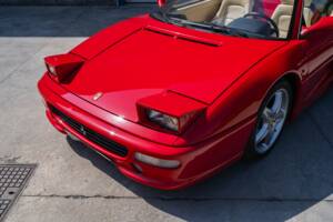 Bild 17/100 von Ferrari F 355 F1 GTS (1998)