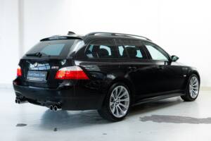 Bild 4/32 von BMW M5 Touring (2007)