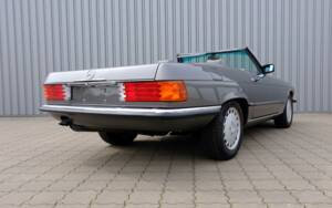 Image 85/97 de Mercedes-Benz 560 SL (1987)