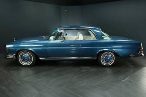Bild 4/50 von Mercedes-Benz 280 SE 3,5 (1971)