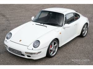 Bild 9/36 von Porsche 911 Carrera 4S (1996)