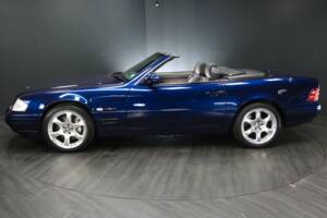 Image 5/49 of Mercedes-Benz SL 500 (2000)