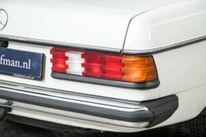 Image 29/50 of Mercedes-Benz 300 D (1980)