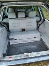 Bild 10/20 von Mercedes-Benz E 320 T (1995)