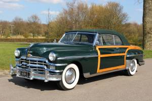 Image 19/52 of Chrysler New Yorker (1949)