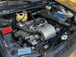 Bild 38/39 von Peugeot 205 GTi 1.6 (1986)