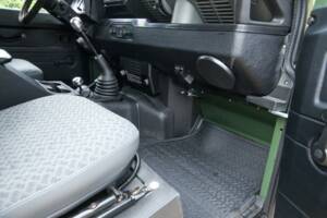 Immagine 22/50 di Land Rover 90 (1990)