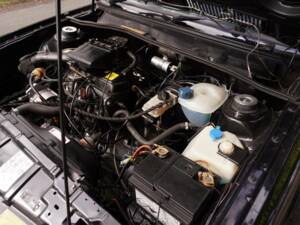 Image 15/18 of Volkswagen Scirocco II GT (1990)