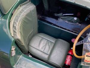 Image 7/27 of Jaguar D-Type (1958)