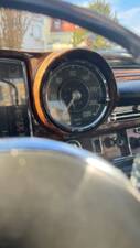 Image 25/37 de Mercedes-Benz 250 SE (1966)