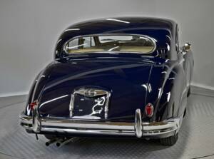 Image 14/50 of Jaguar Mk VIII (1958)