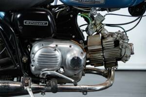 Image 35/50 of Aermacchi Harley-Davidson DUMMY (1971)