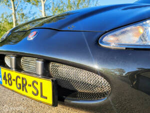 Image 16/35 of Jaguar XKR (1998)