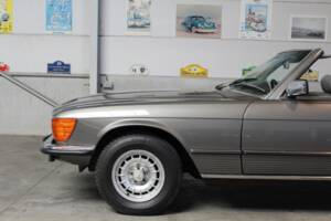 Image 4/15 de Mercedes-Benz 450 SL (1980)