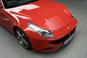 Immagine 50/50 di Ferrari FF (2011)
