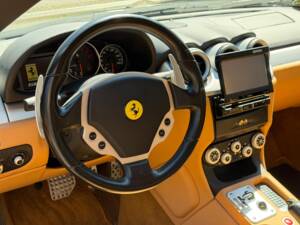 Afbeelding 30/74 van Ferrari 612 Scaglietti (2006)