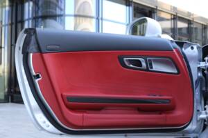 Image 35/75 of Mercedes-Benz SLS AMG Roadster (2012)