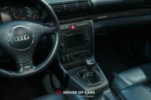 Bild 19/23 von Audi RS4 Avant (2001)