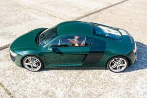 Image 7/33 of Audi R8 (2007)