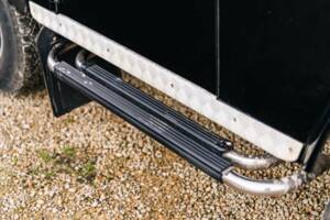 Immagine 34/50 di Land Rover Defender 90 Td5 (2002)