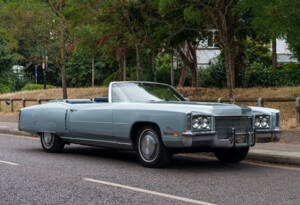 Image 2/30 of Cadillac Fleetwood Eldorado Convertible (1972)