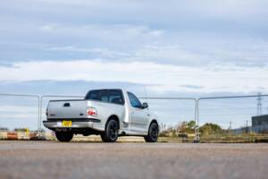 Image 17/50 of Ford F-150 SVT Lightning (2002)