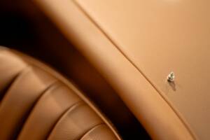 Image 33/50 of Jaguar XK 120 OTS (1952)