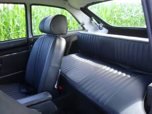 Bild 12/17 von MG MGB GT (1972)