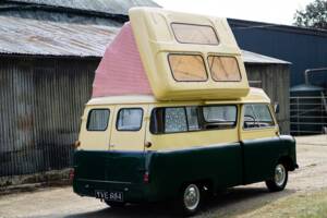 Image 18/50 of Bedford CA Dormobile (1961)