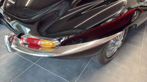 Afbeelding 10/34 van Jaguar E-Type (1968)
