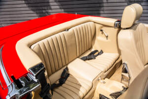 Image 39/59 of Mercedes-Benz 300 SL (1989)