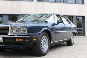 Bild 2/36 von Maserati Quattroporte 4900 (1984)