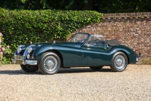 Afbeelding 42/50 van Jaguar XK 140 SE DHC (1957)