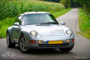 Image 32/63 of Porsche 911 Carrera (1996)