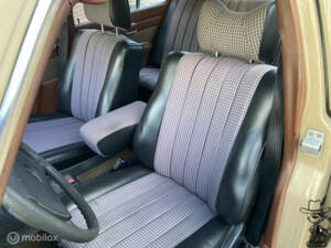 Image 9/31 of Mercedes-Benz 280 S (1975)