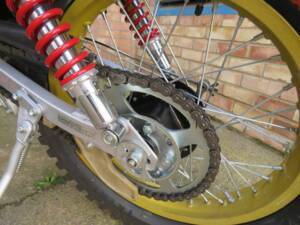 Bild 35/38 von Honda DUMMY (1983)