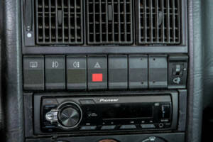Image 20/50 of Audi Cabriolet 2.3 E (1992)