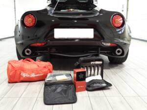 Immagine 11/15 di Alfa Romeo 4C (2017)