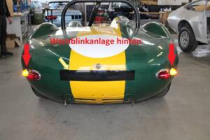 Image 45/80 of Lister Knobbly (1956)