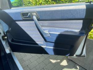 Image 24/57 of Mercedes-Benz 190 D 2.5 (1992)