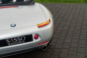 Image 28/84 of BMW Z8 (2001)