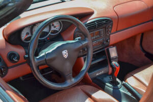 Immagine 22/30 di Porsche Boxster S (2000)