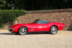 Image 28/50 of Chevrolet Corvette Stingray (1969)